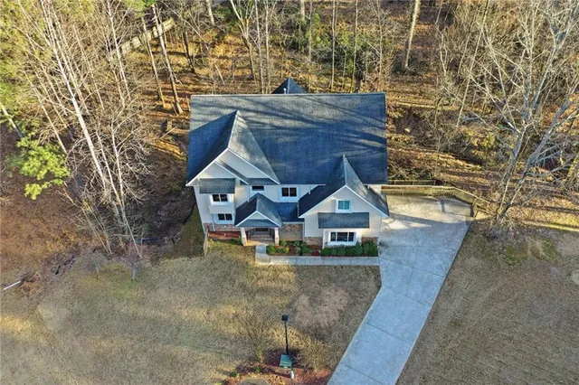 $775,000 | 6831 Augusta Manor, Suwanee, GA 30024