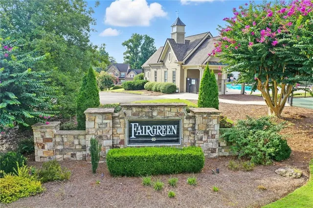 $775,000 | 6831 Augusta Manor, Suwanee, GA 30024