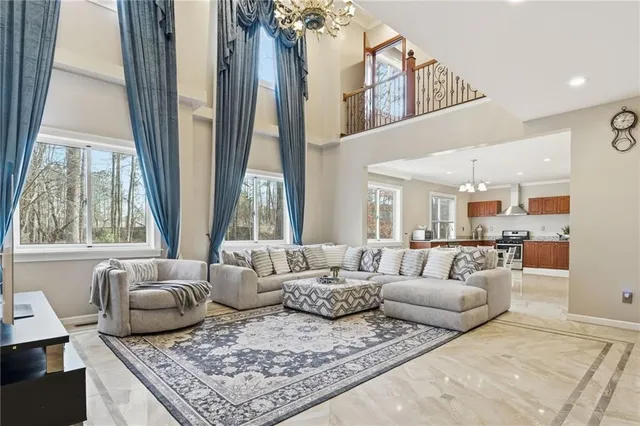 $775,000 | 6831 Augusta Manor, Suwanee, GA 30024