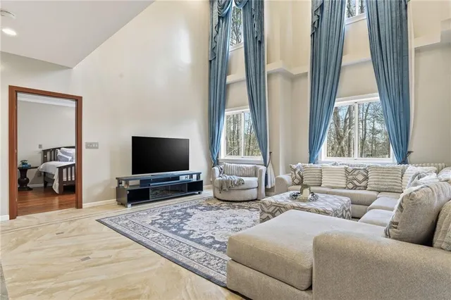 $775,000 | 6831 Augusta Manor, Suwanee, GA 30024