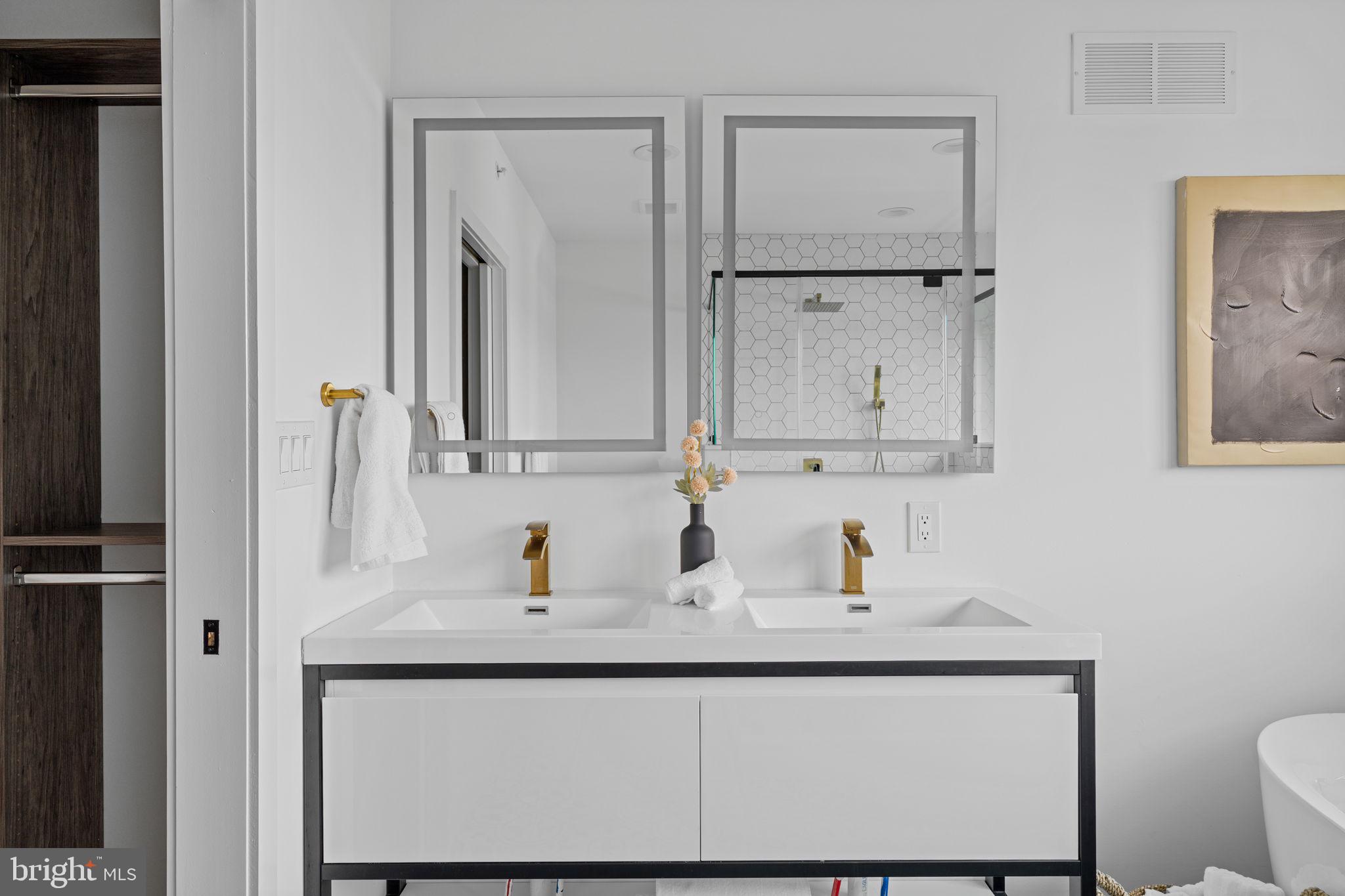 848 North Leithgow Street Philadelphia, PA 19123 - Photo 31 of 54