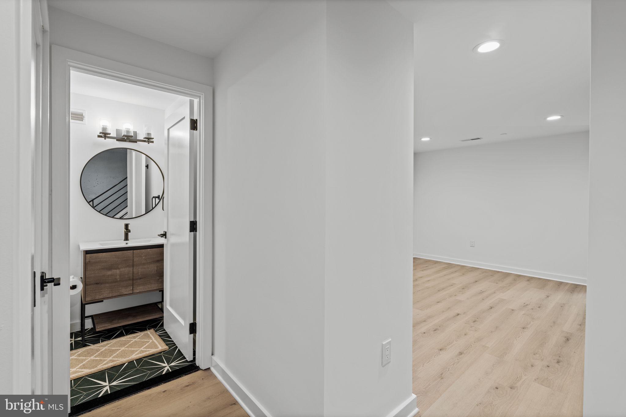 848 North Leithgow Street Philadelphia, PA 19123 - Photo 45 of 54