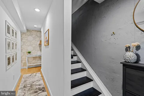 a view of entryway