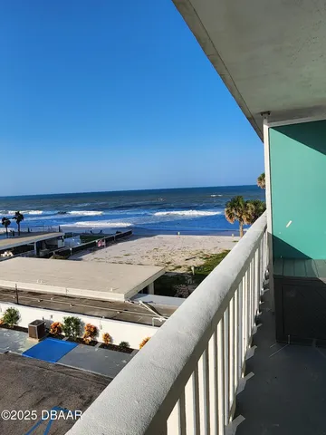 $1,550 | 2800 North Atlantic Avenue, Unit 405, Daytona Beach, FL 32118