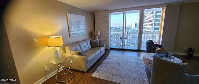 $1,550 | 2800 North Atlantic Avenue, Unit 405, Daytona Beach, FL 32118