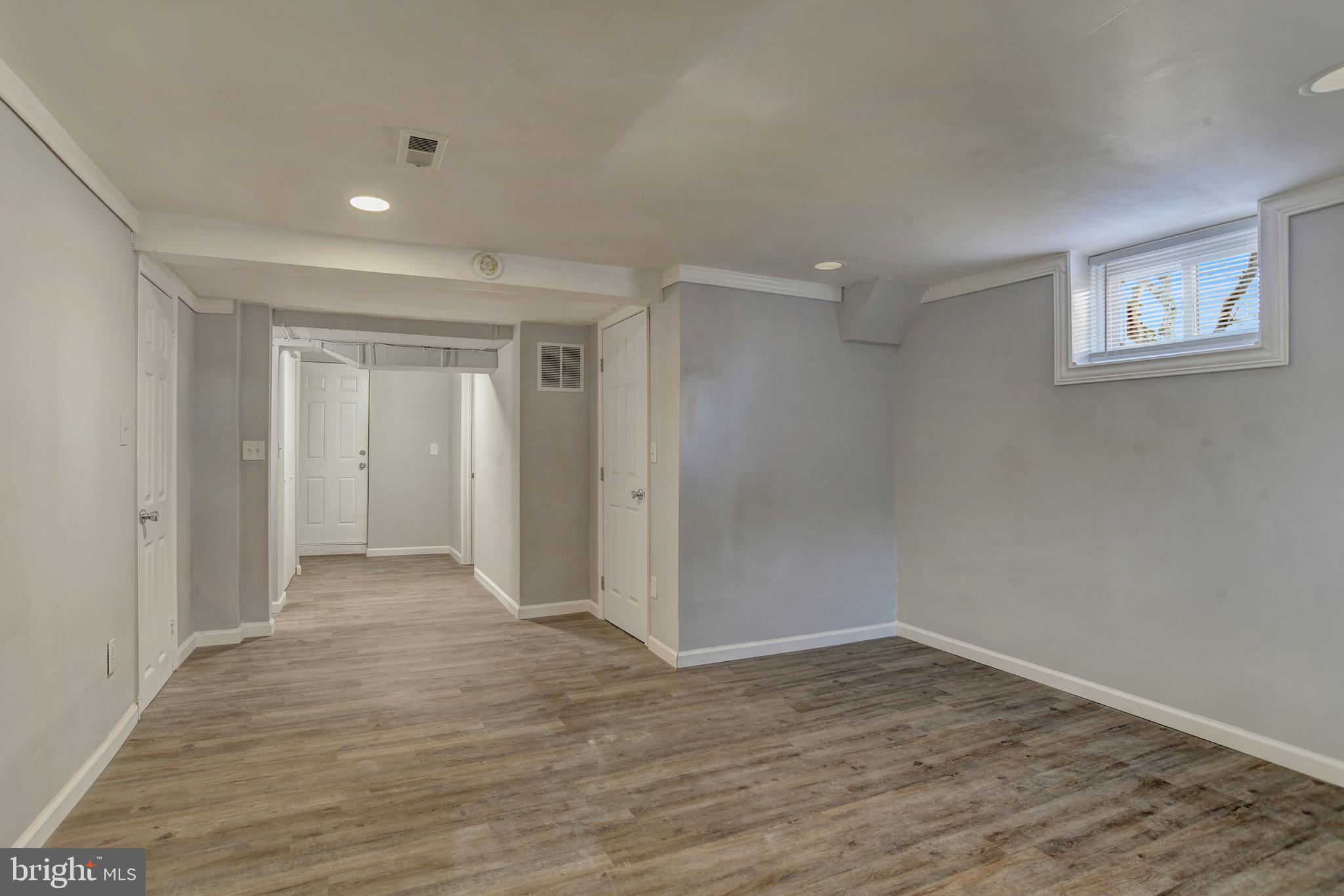 4240 Flowerton Road Baltimore, MD 21229 - Photo 20 of 28