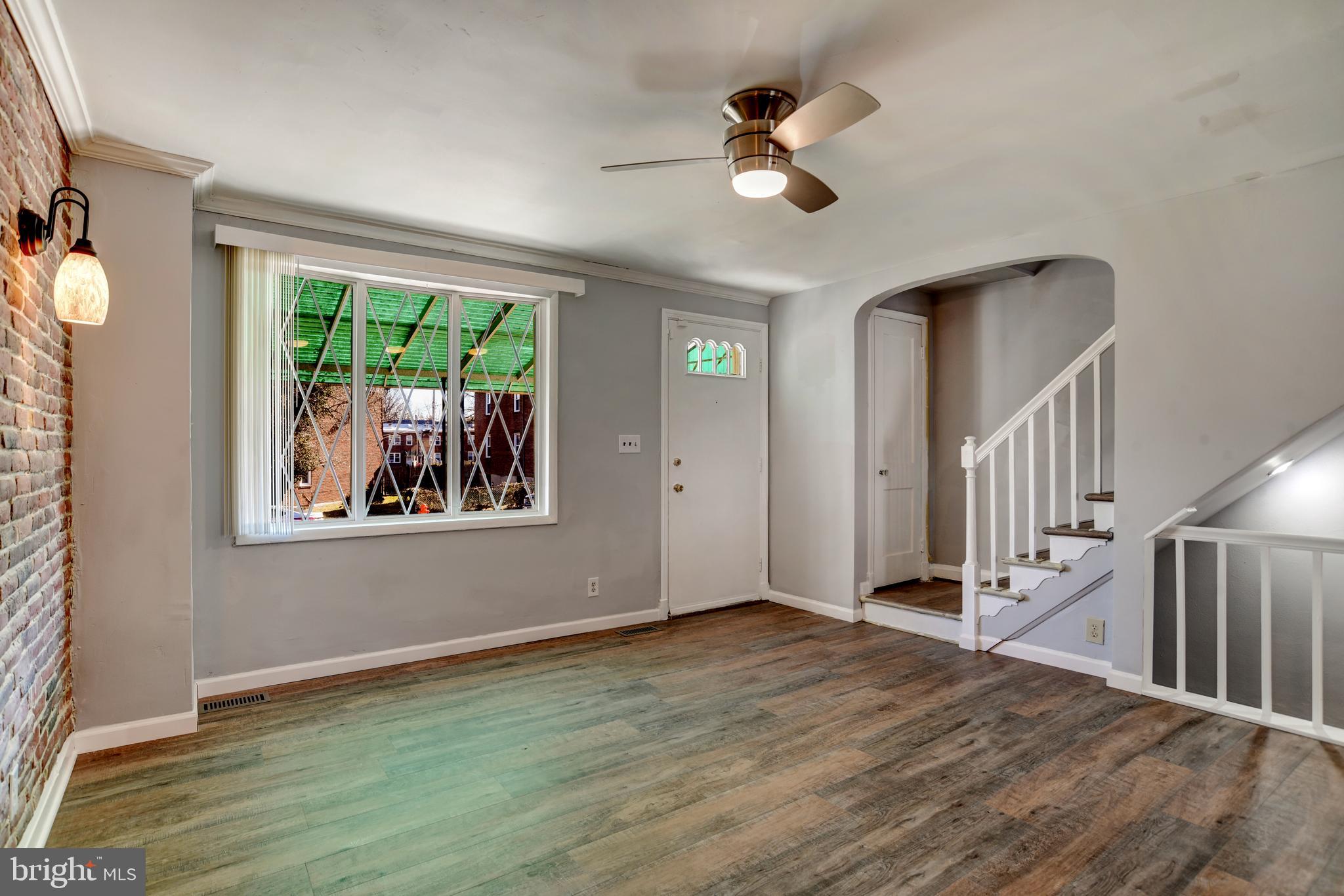 4240 Flowerton Road Baltimore, MD 21229 - Photo 4 of 28 Perfect for family time in your living room