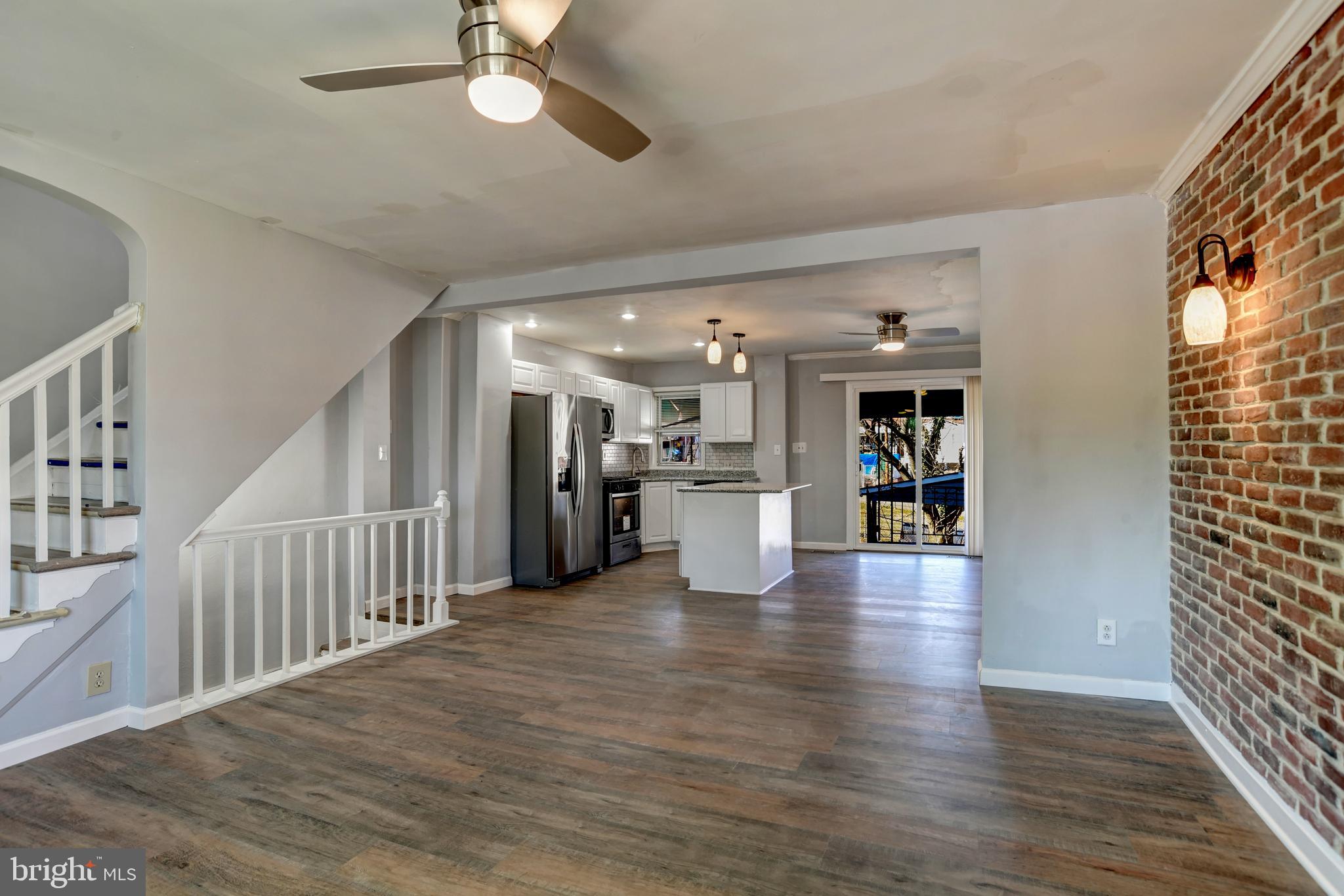 4240 Flowerton Road Baltimore, MD 21229 - Photo 5 of 28