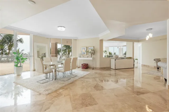 a view of a entryway with interior of a house