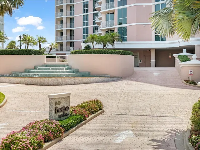 $13,000 | 1460 South Ocean Boulevard, Unit 304, Lauderdale-by-the-Sea, FL 33062