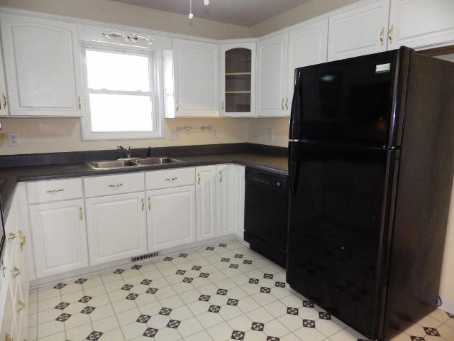 1007 Jungle Road Edisto Island, SC 29438 - Photo 14 of 58 12