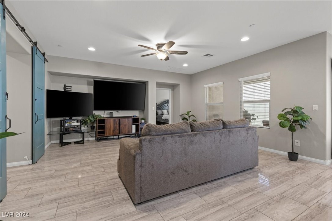 963 Cutter Street Henderson, NV 89011 - Photo 4 of 58 Gallery Image 4