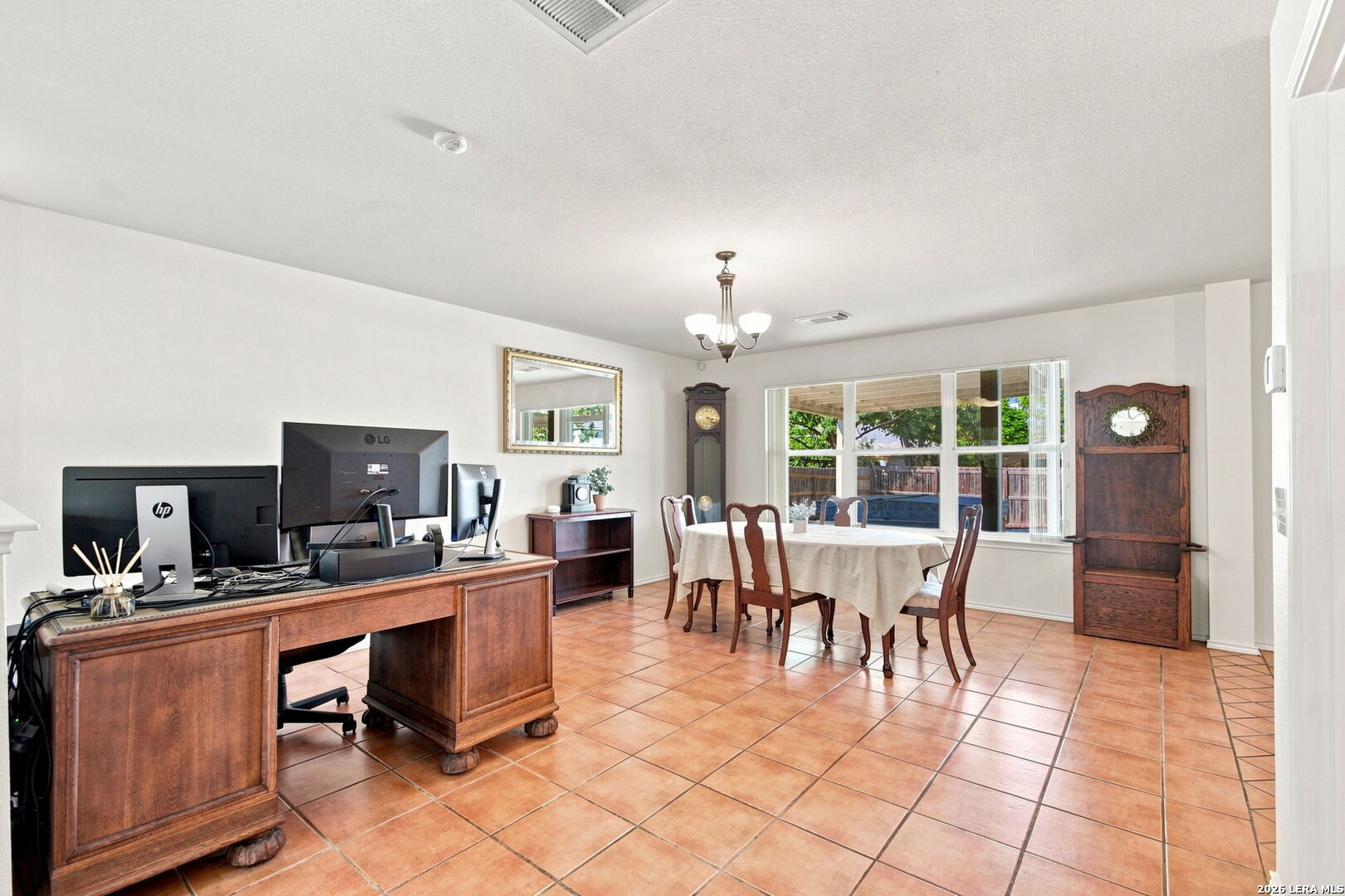 15818 Blue Sky Road Selma, TX 78154 - Photo 11 of 36 Gallery Image 11