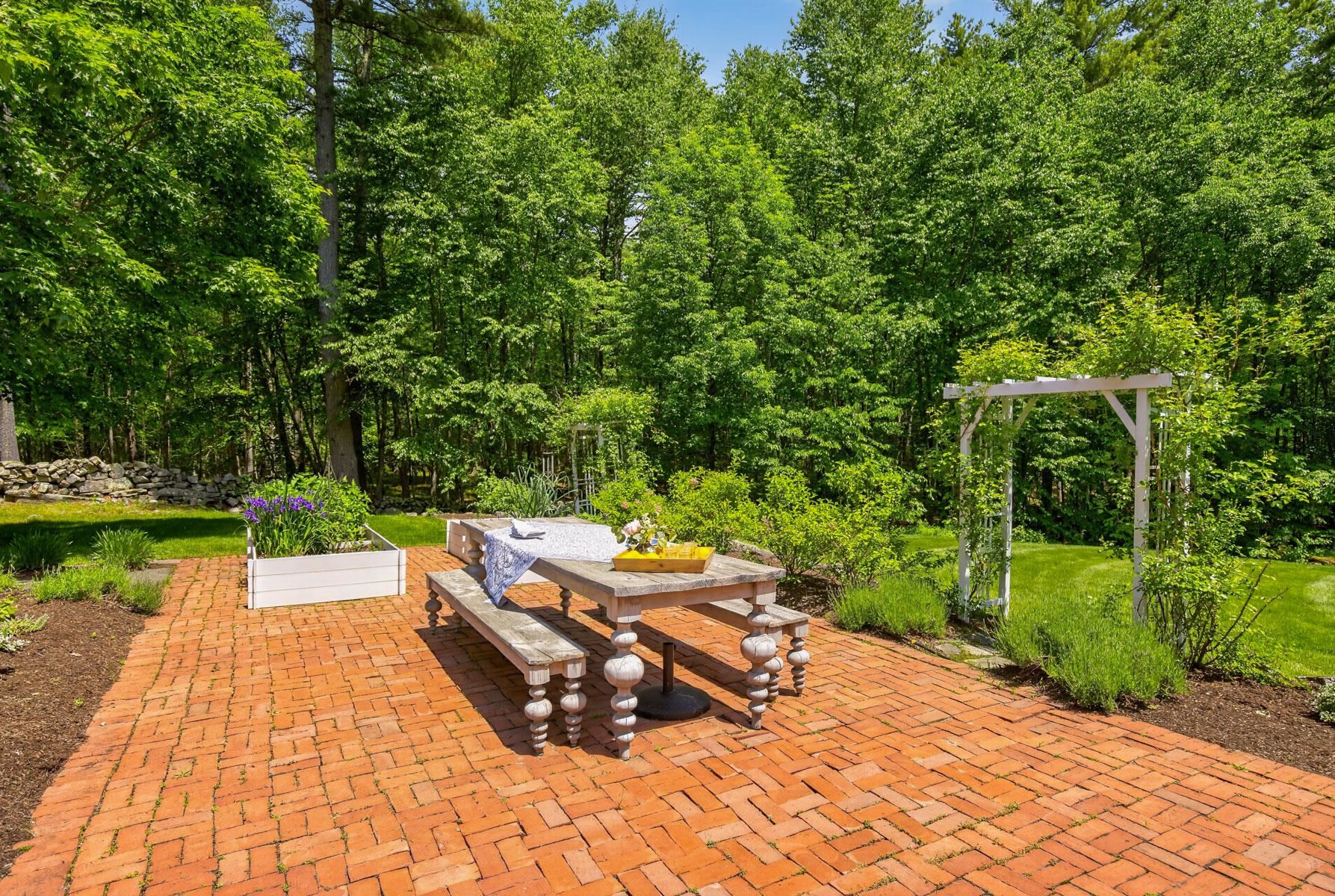 402 Bay Road Durham, NH 03824 - Photo 54 of 60