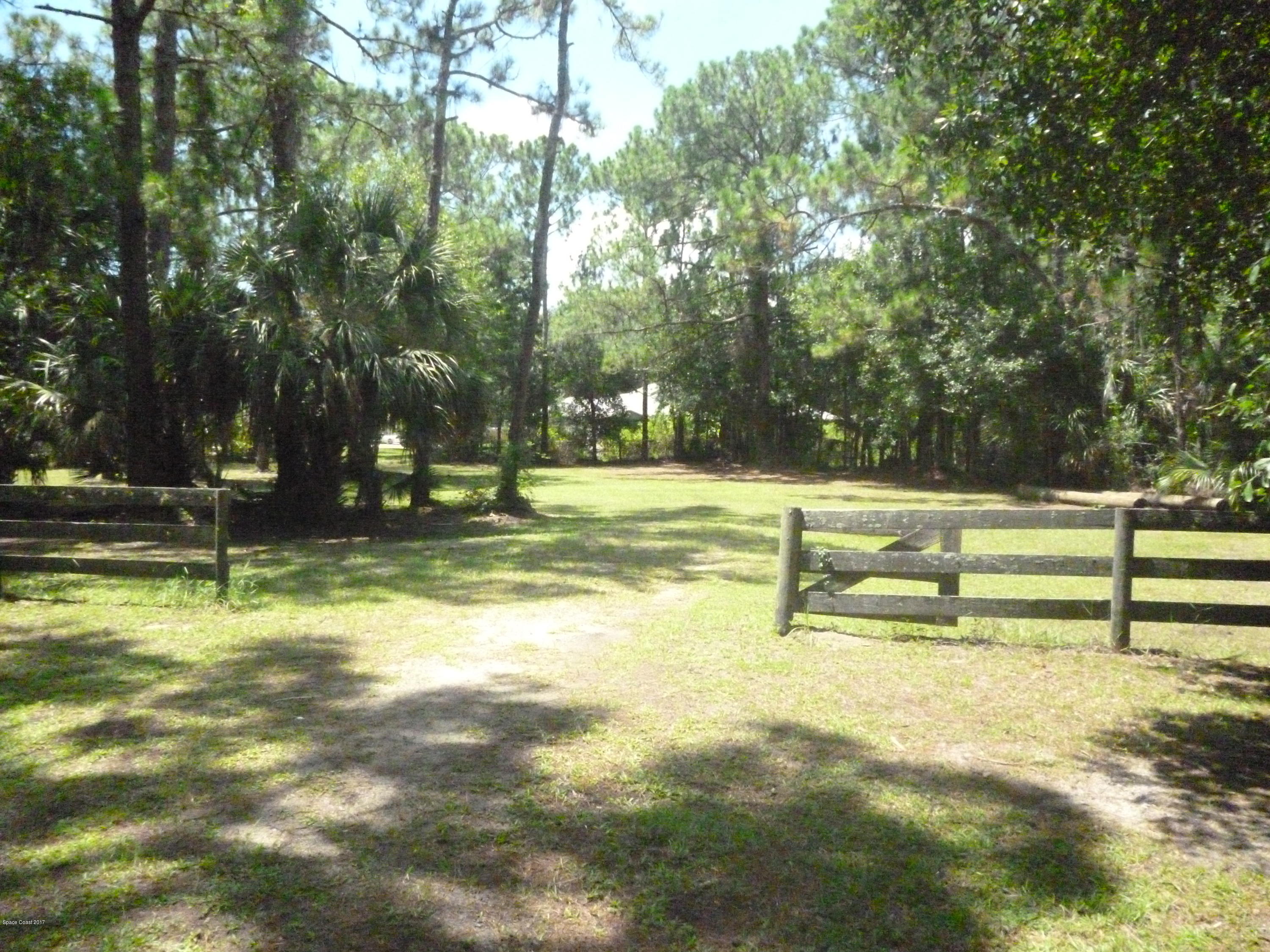 4545 James Road Cocoa, FL 32926 - Photo 17 of 85 P1020170