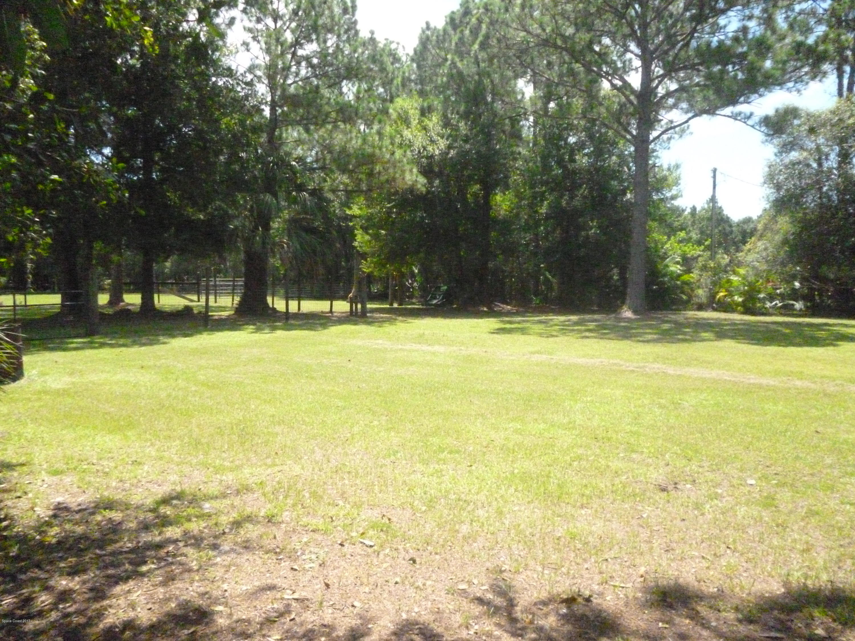 4545 James Road Cocoa, FL 32926 - Photo 18 of 85 P1020171