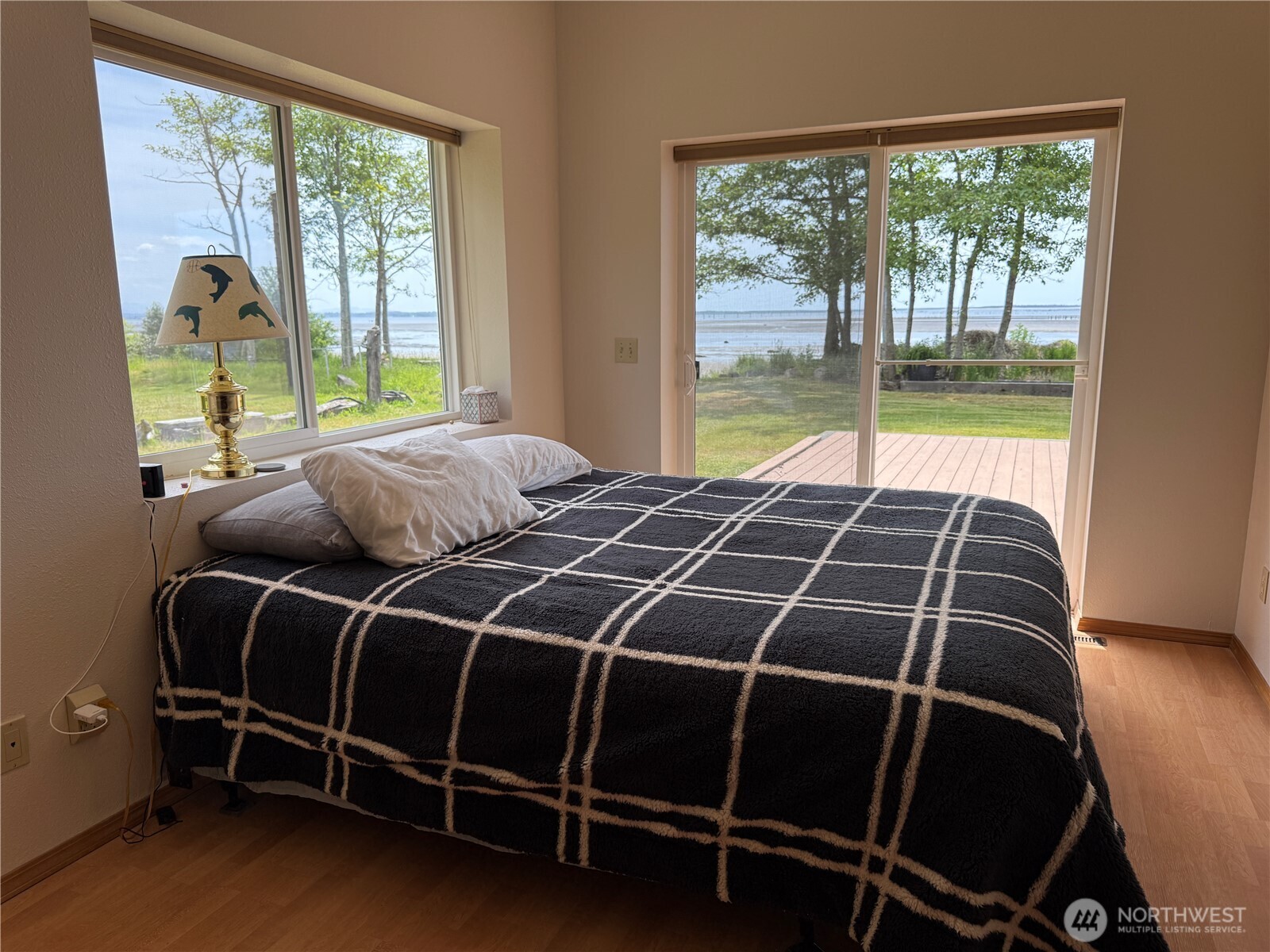 663 Highway 101 Chinook, WA 98614 - Photo 15 of 35