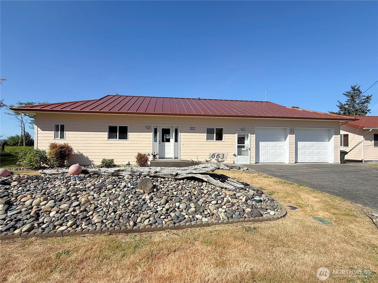 663 Highway 101 Chinook, WA 98614 - Photo 34 of 35