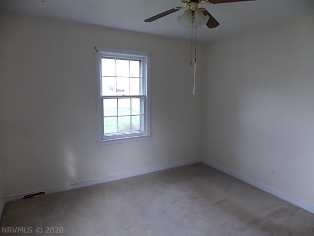 6711 Dudley Ferry Road Radford, VA 24141 - Photo 14 of 15 Gallery Image 14