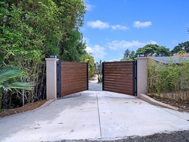 1570 Burgundy Road Encinitas, CA 92024 - Photo 3 of 47 a view of outdoor space and yard