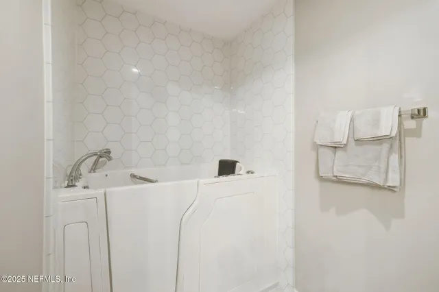 $435,000 | 99 Broad River Place, Unit 2107, Welaka, FL 32193