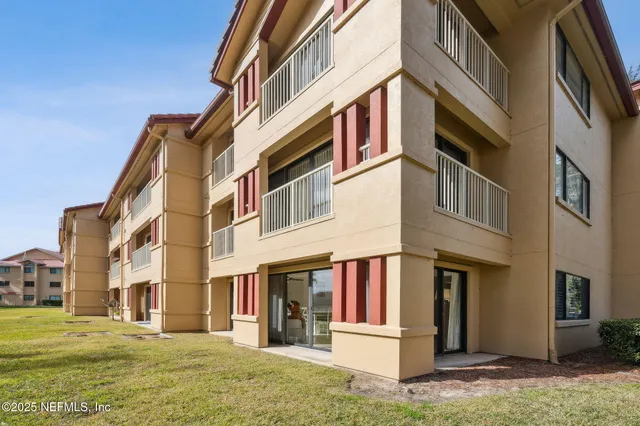 $435,000 | 99 Broad River Place, Unit 2107, Welaka, FL 32193