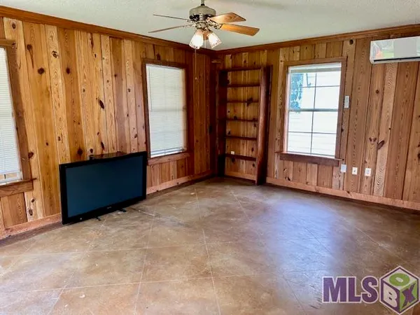 $1,100 | 1522 Stephens Avenue, Unit STUDIO, Baton Rouge, LA 70808