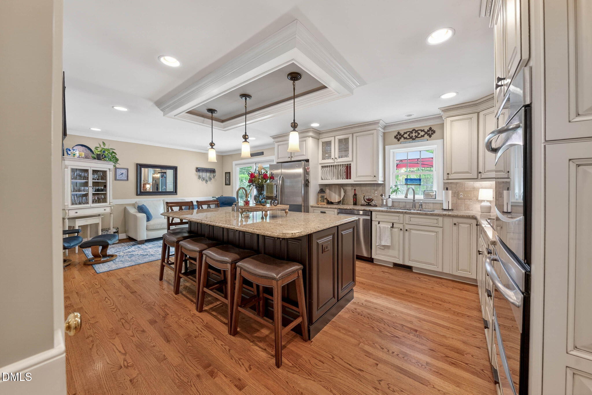 904 Hardimont Road Raleigh, NC 27609 - Photo 17 of 40 21-web-or-mls-904 Hardimont Road -21