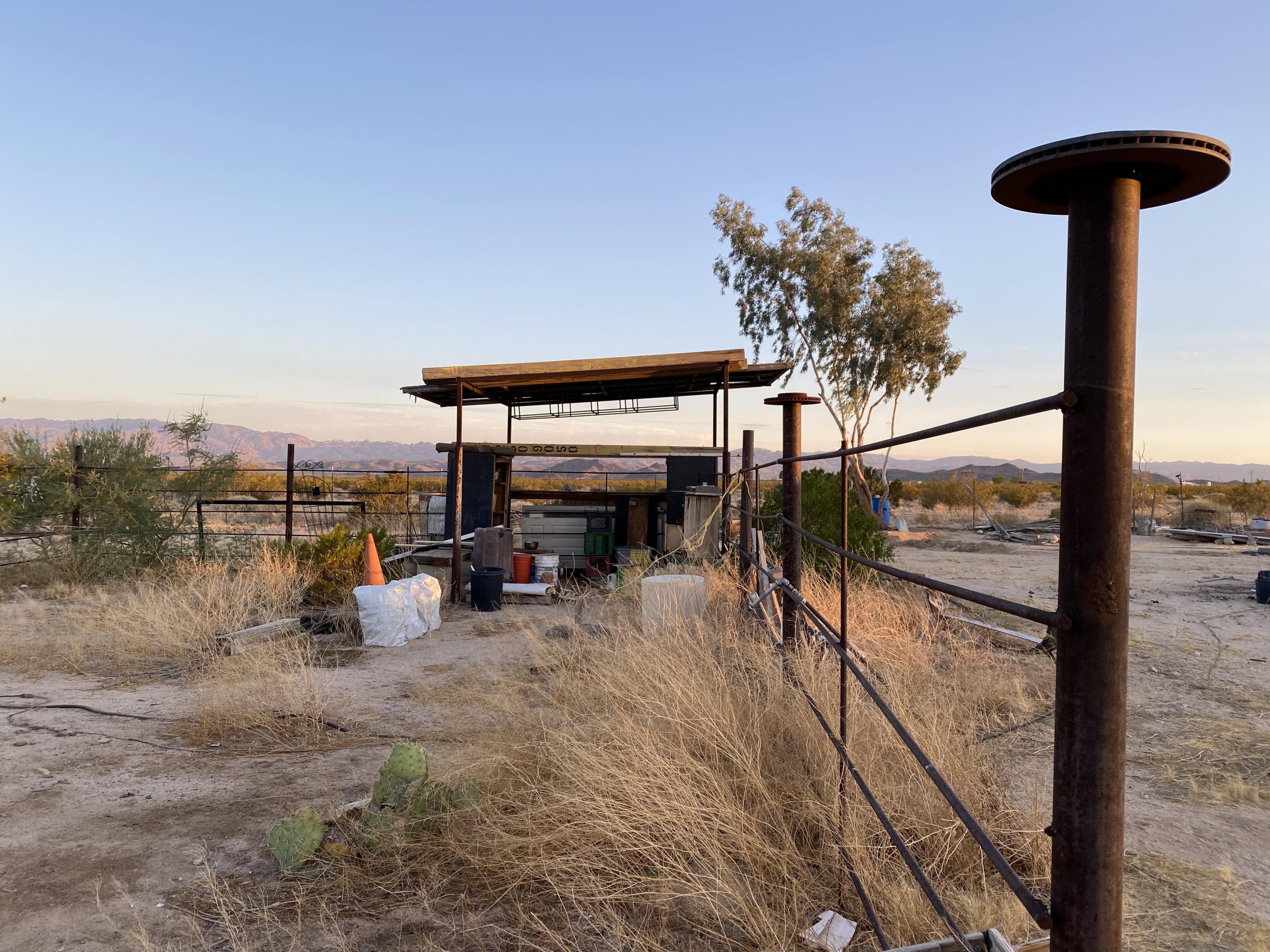 66855 Winters Road Joshua Tree, CA 92252 - Photo 6 of 19 a view of a terrace with chairs
