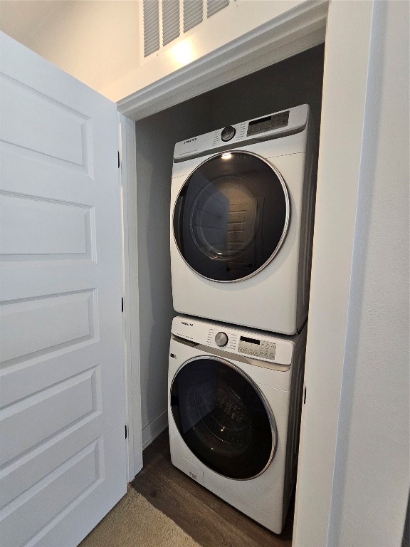 2220 Webberville Road, Unit 310 Austin, TX 78702 - Photo 26 of 39 a utility room with dryer and washer