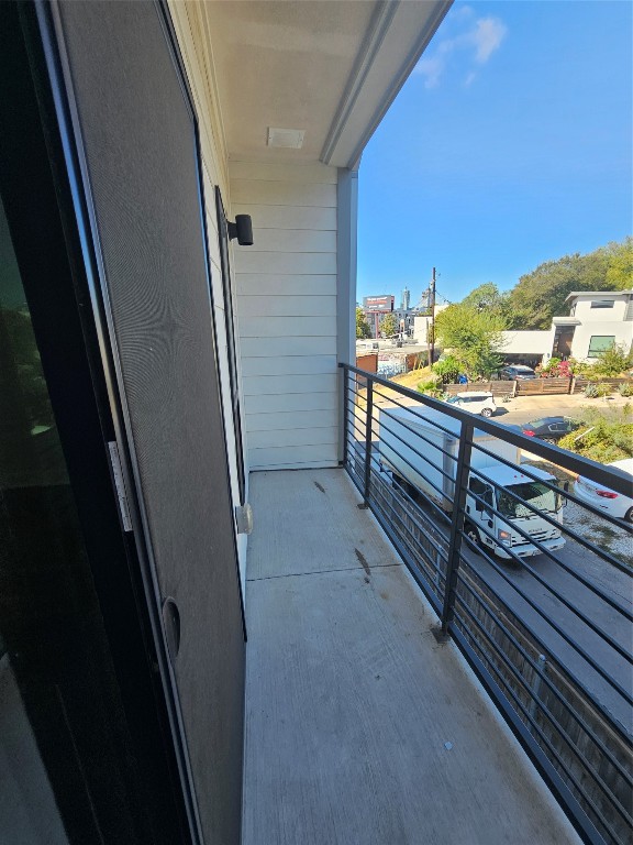 2220 Webberville Road, Unit 310 Austin, TX 78702 - Photo 28 of 39 a view of balcony and deck