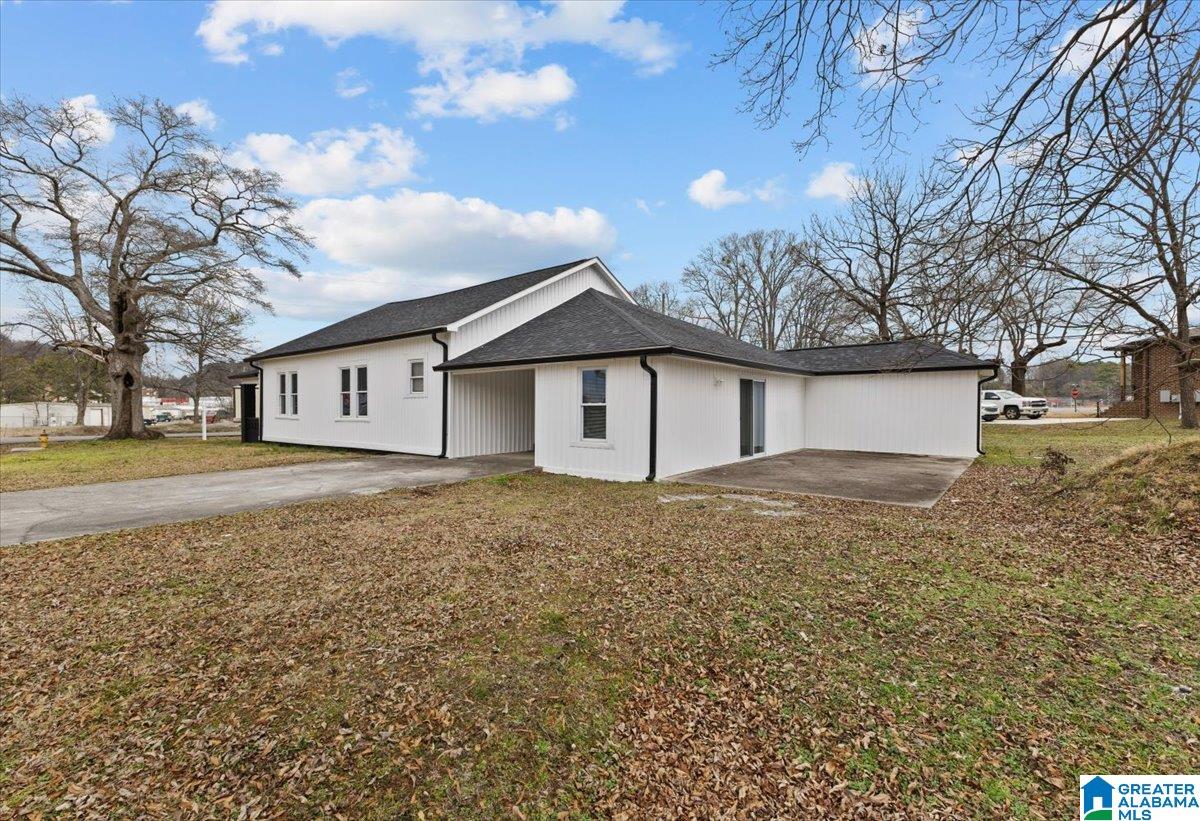 301 Adams Avenue East Oneonta, AL 35121 - Photo 8 of 26
