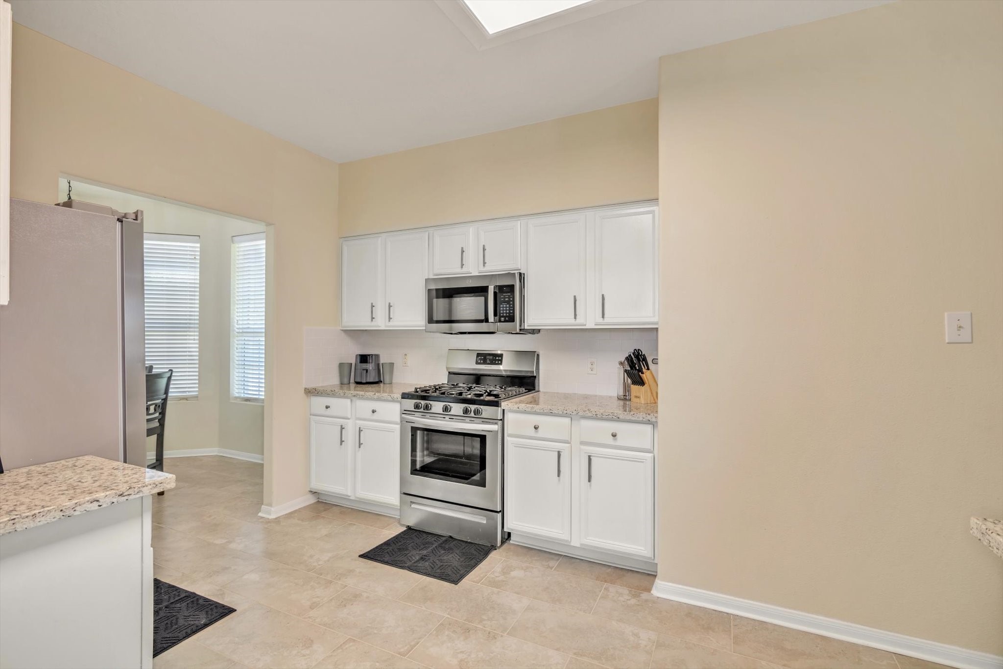 1722 Sun Point Court Humble, TX 77396 - Photo 12 of 40