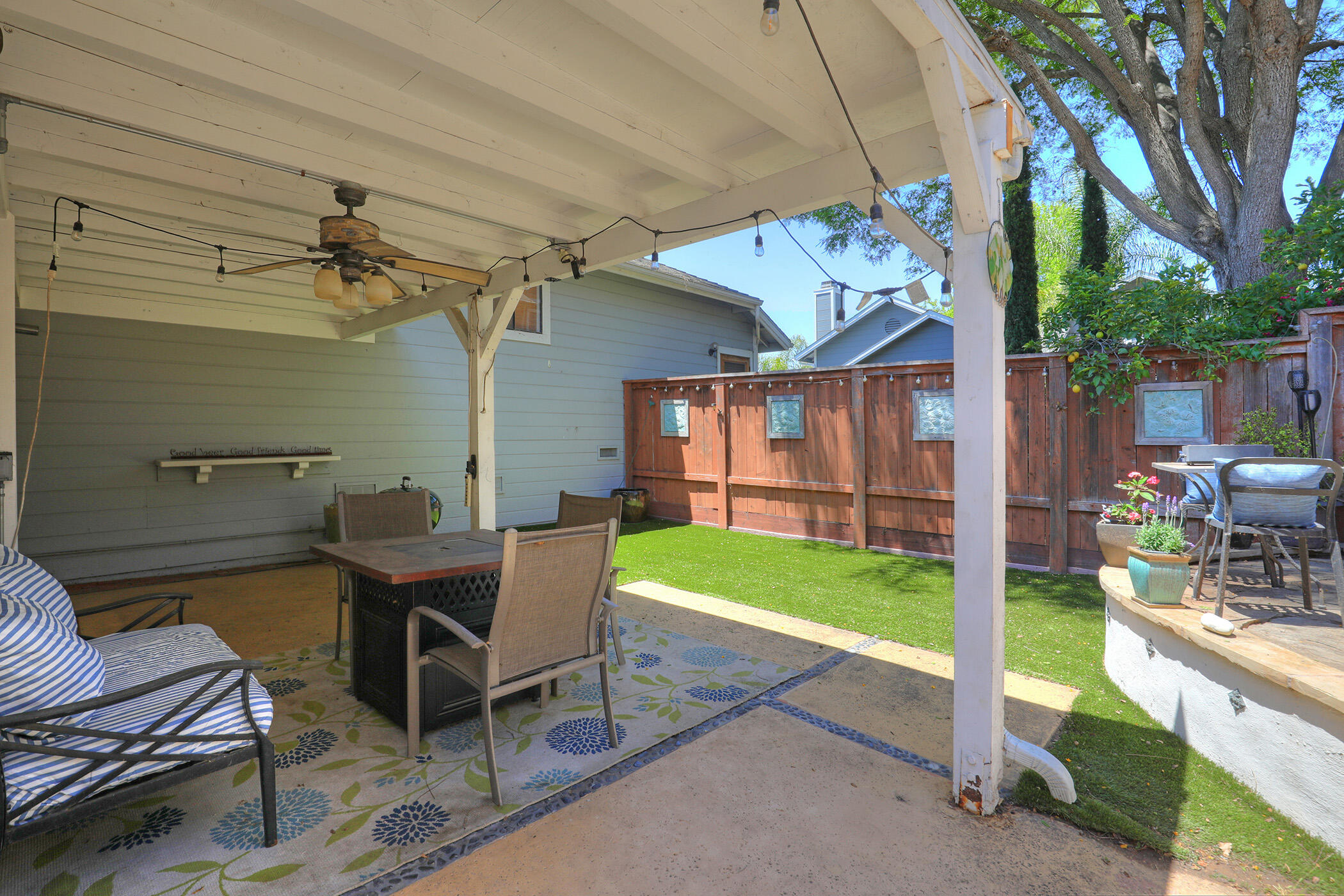 4014 Primavera Road, Unit A Santa Barbara, CA 93110 - Photo 18 of 26 24