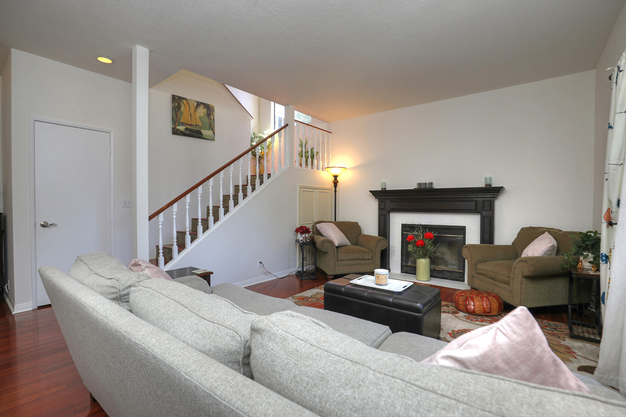 4014 Primavera Road, Unit A Santa Barbara, CA 93110 - Photo 2 of 26 3