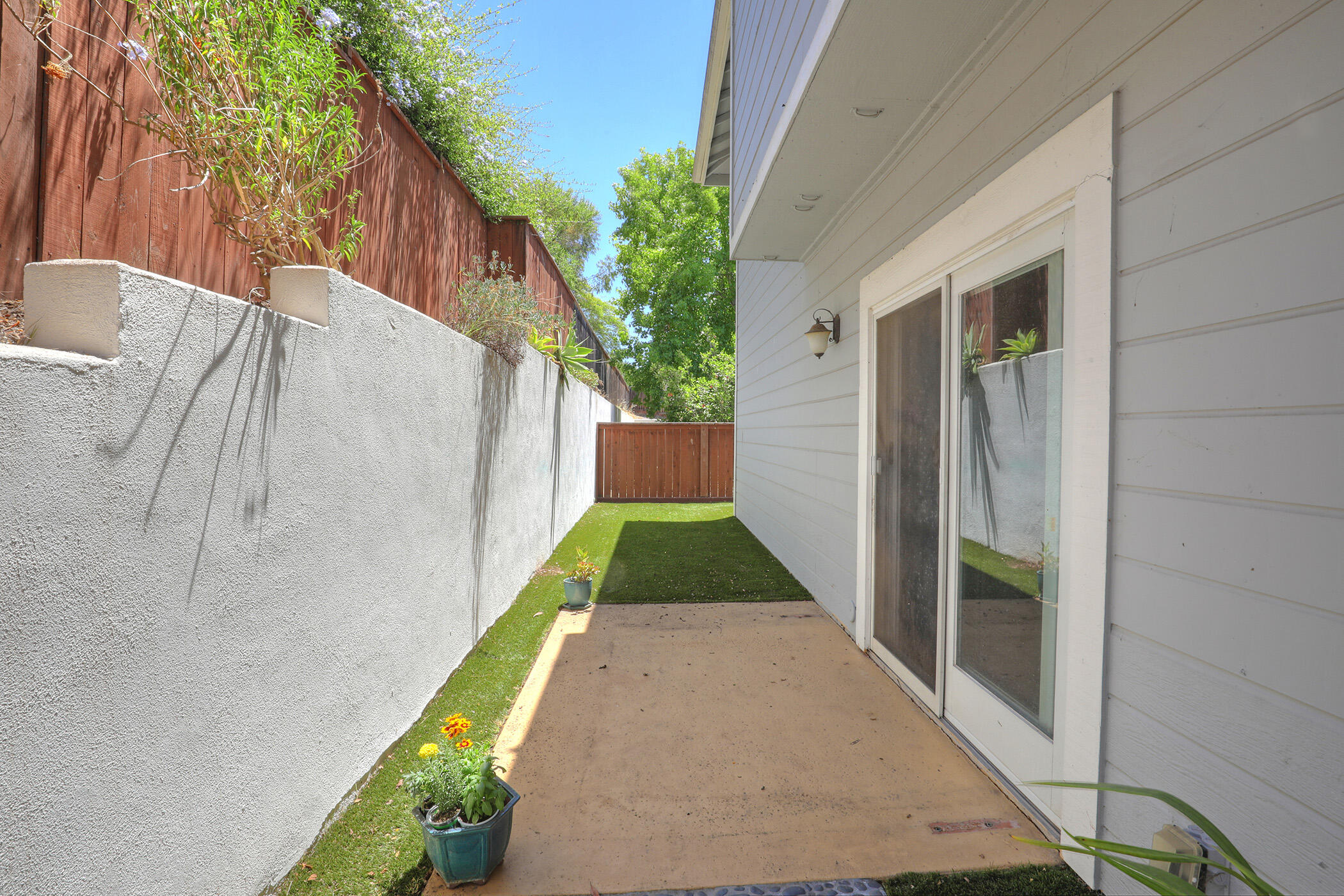 4014 Primavera Road, Unit A Santa Barbara, CA 93110 - Photo 22 of 26 28