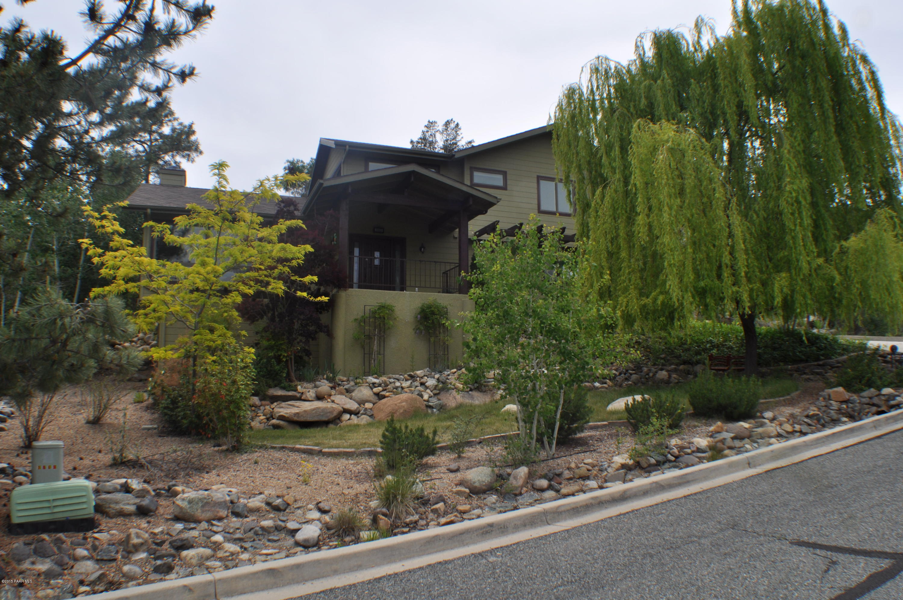2069 Meadowbrook Road Prescott, AZ 86303 - Photo 2 of 32 DSC_0075