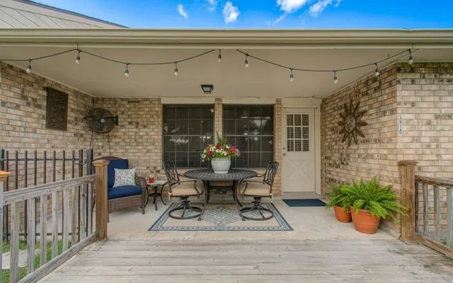 $270,000 | 3618 Teakwood Lane, Pearland, TX 77584