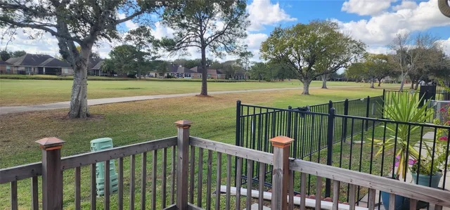 $270,000 | 3618 Teakwood Lane, Pearland, TX 77584