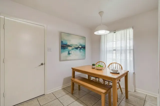 $270,000 | 3618 Teakwood Lane, Pearland, TX 77584