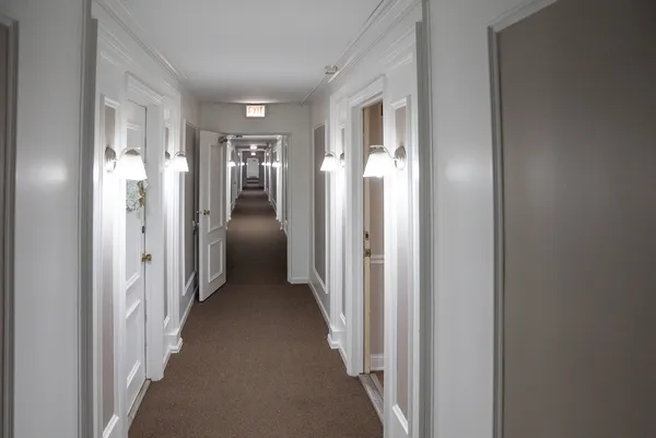 $140,000 | 5000 Carriageway Drive, Unit 211, Rolling Meadows, IL 60008