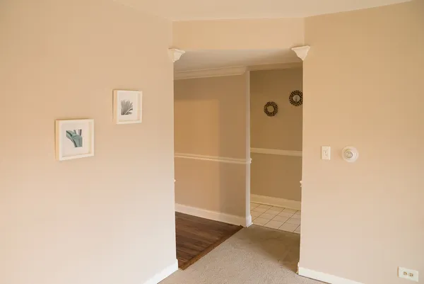 $140,000 | 5000 Carriageway Drive, Unit 211, Rolling Meadows, IL 60008