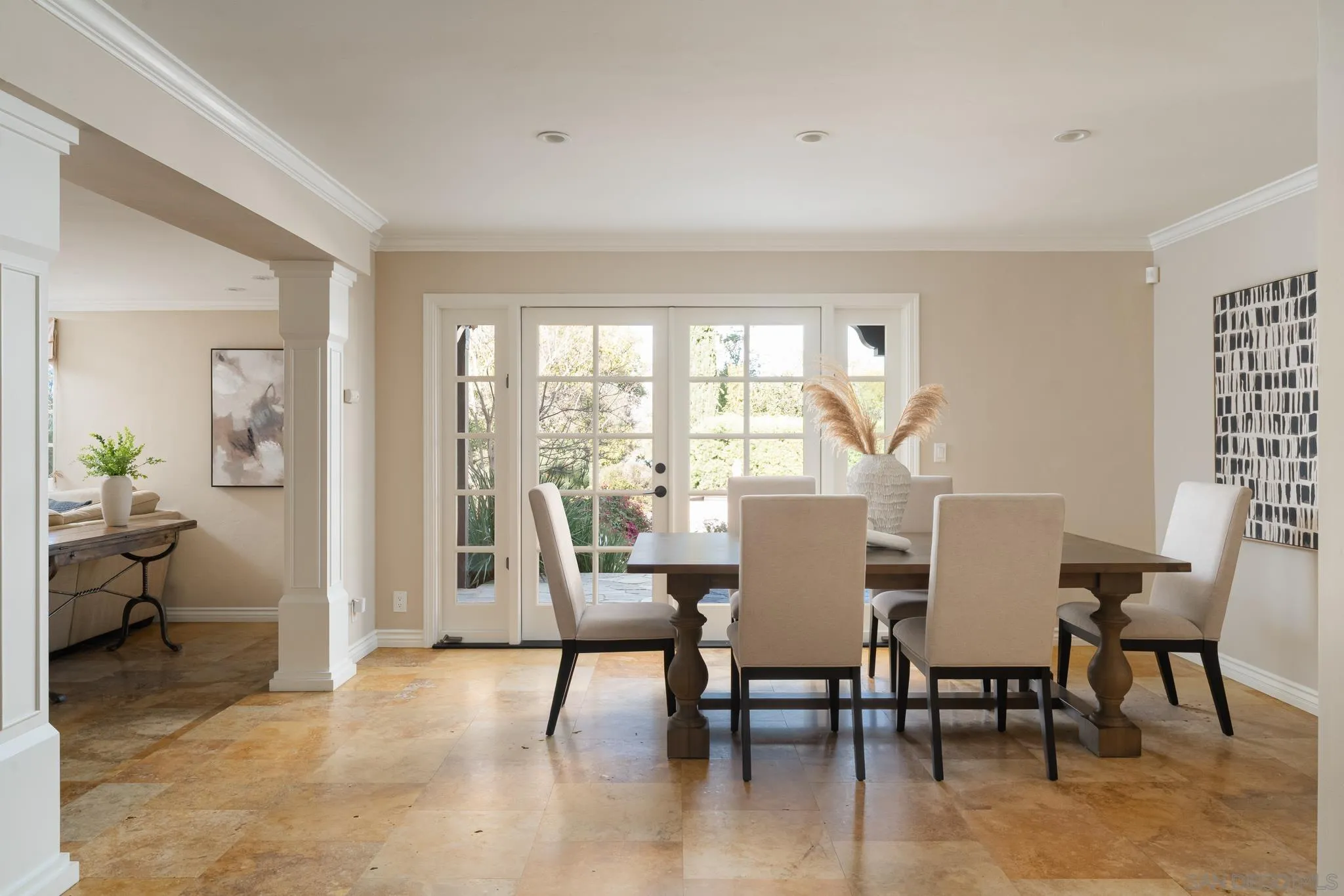 16462 Martincoit Road Poway, CA 92064 - Photo 14 of 48 Gallery Image 14