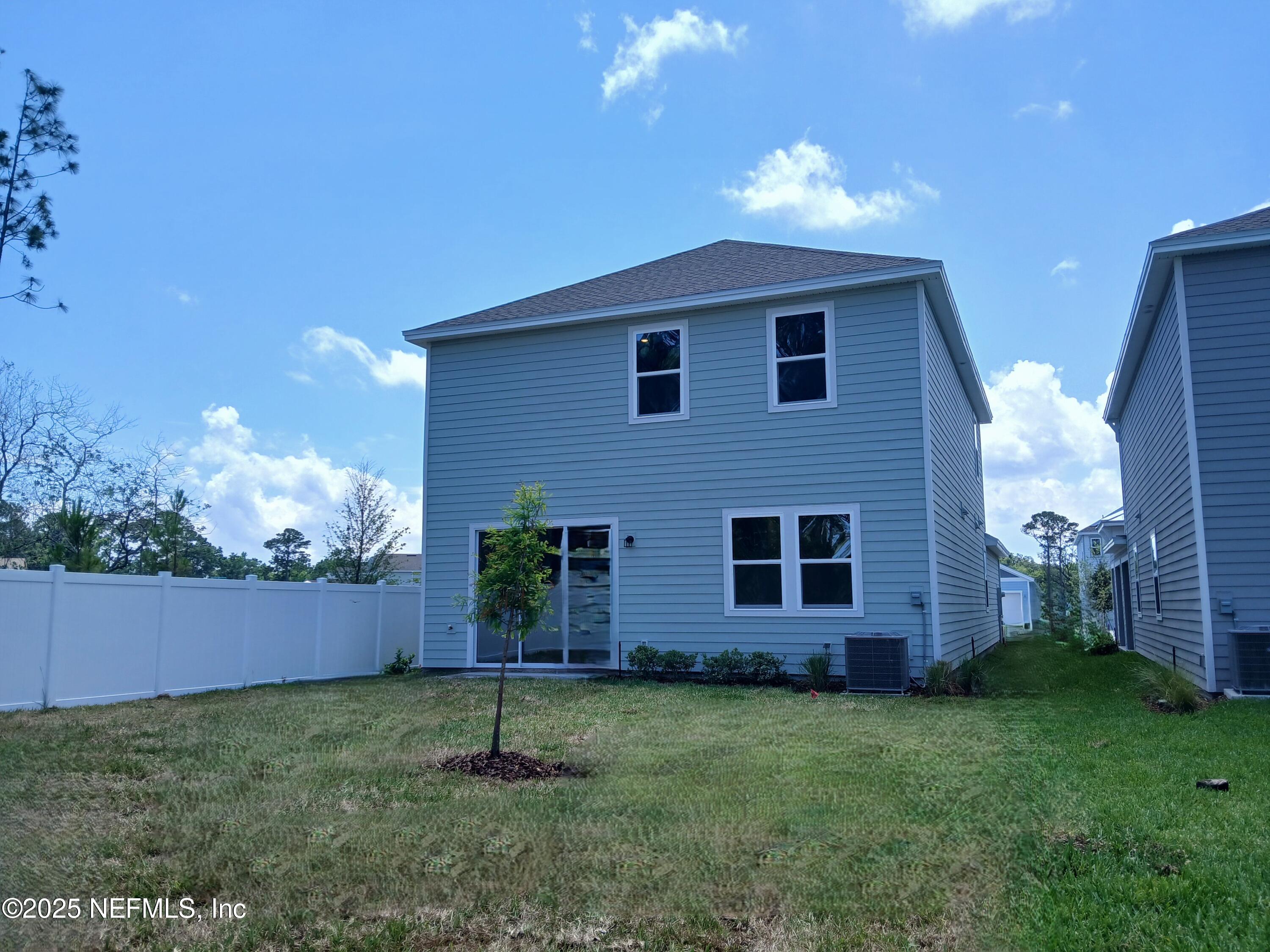 96301 Broadmoore Road Fernandina Beach, FL 32034 - Photo 2 of 6 Lot 25 Rear of home
