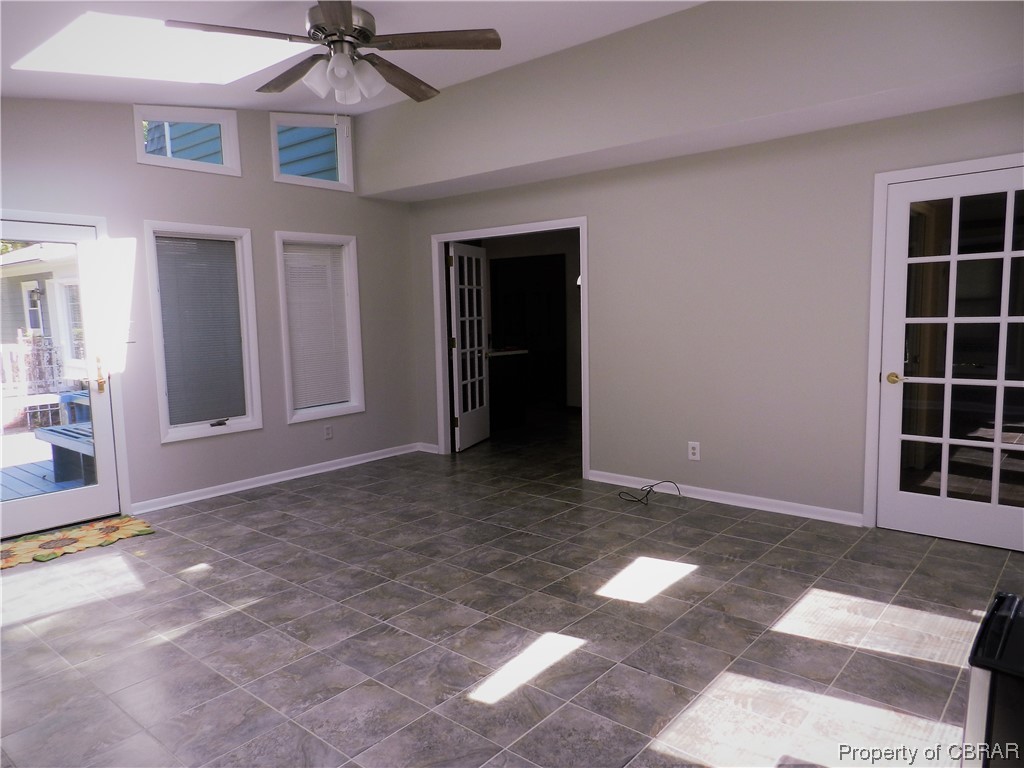 109 Macaulay Road Williamsburg, VA 23185 - Photo 26 of 50 Skylights, tons of light & ceramic floors