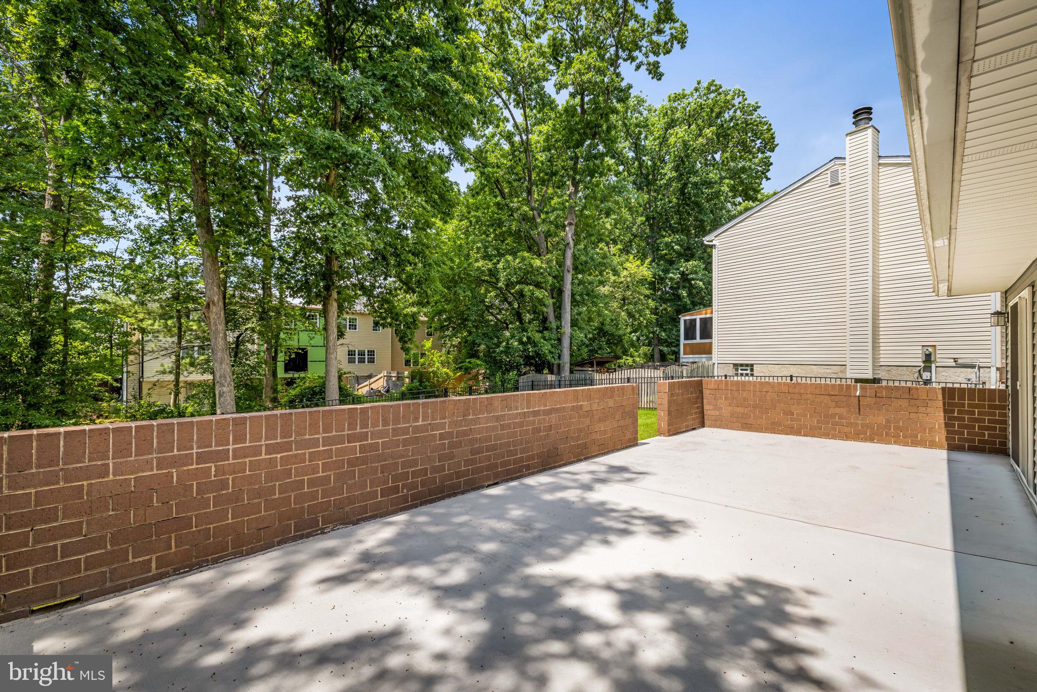 8418 Tachbrook Road Nottingham, MD 21236 - Photo 21 of 23 Deck with steps to the back yard