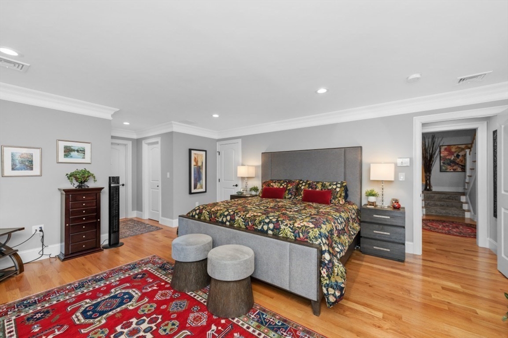 456 Chestnut Street Needham, MA 02492 - Photo 17 of 37