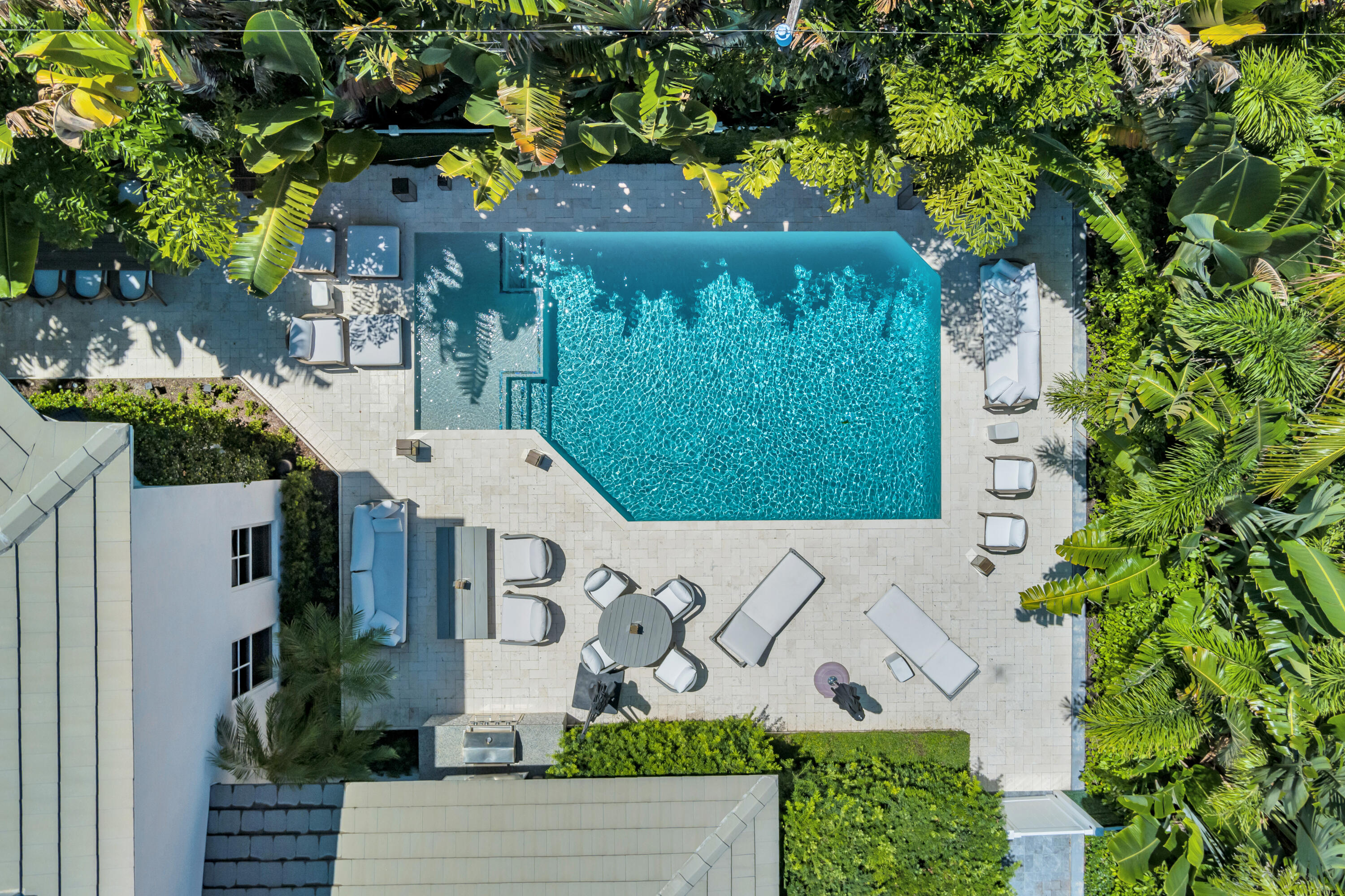 140 Edmor Road West Palm Beach, FL 33405 - Photo 28 of 30 an aerial view of a house with a yard and garden