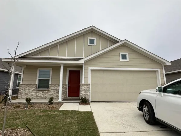 $1,900 | 320 Dewberry Street, Princeton, TX 75407