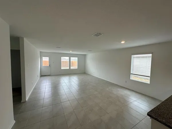 $1,900 | 320 Dewberry Street, Princeton, TX 75407